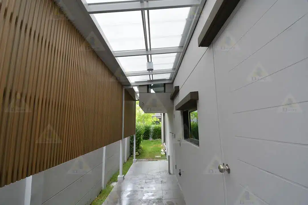 ต่อเติมกันสาดหลังบ้าน